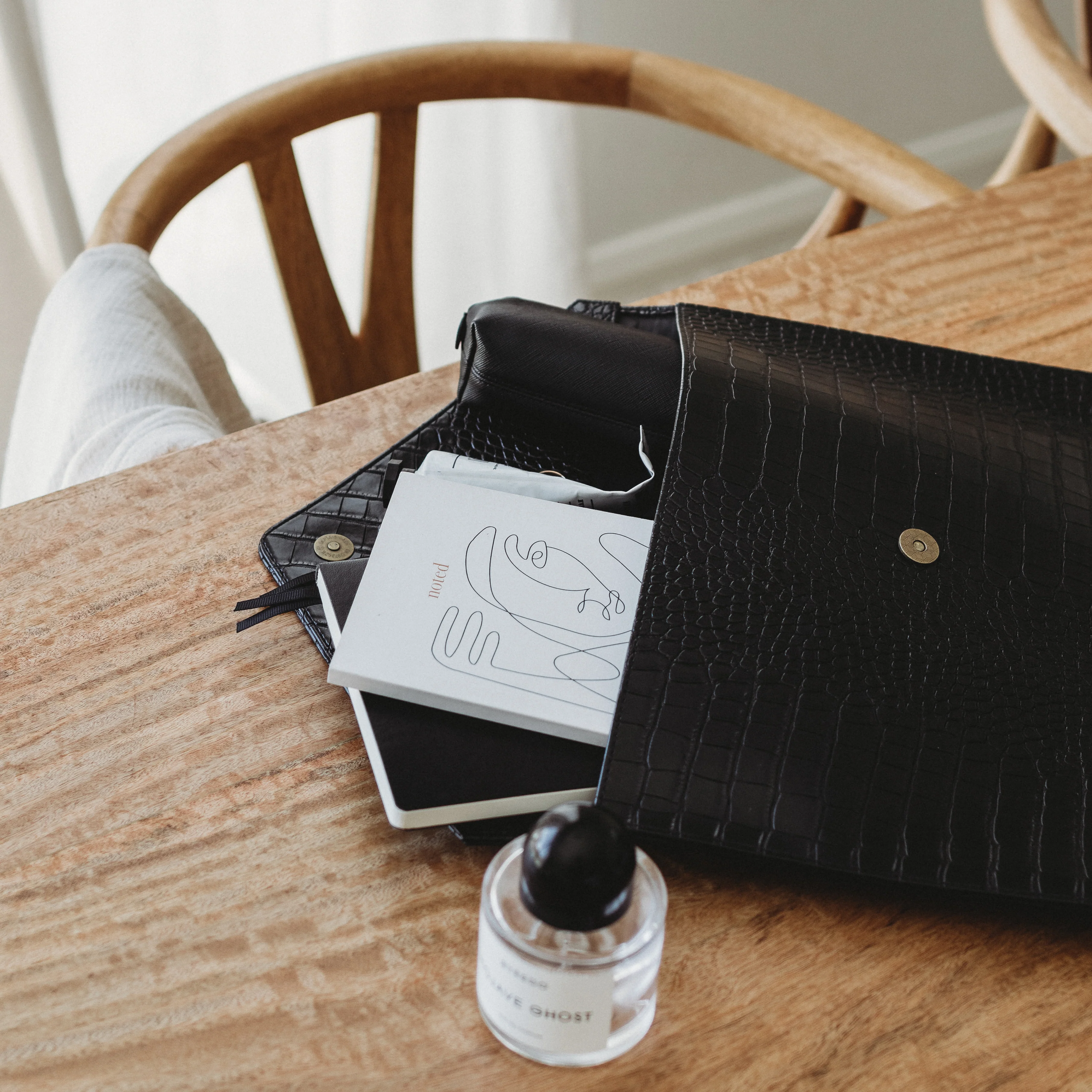 Croc laptop sleeve - Image 3