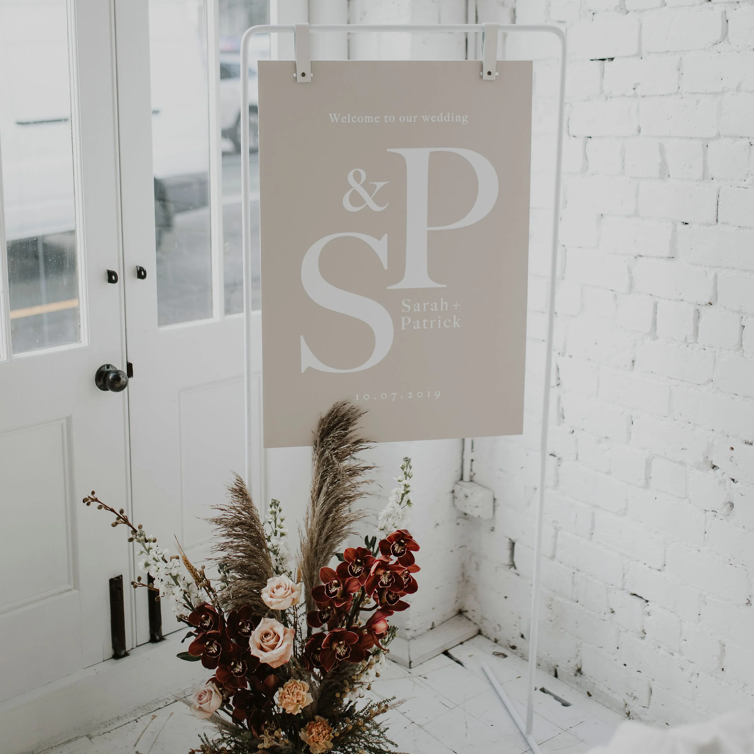 WHITE SIGNAGE STAND - HIRE - Image 4